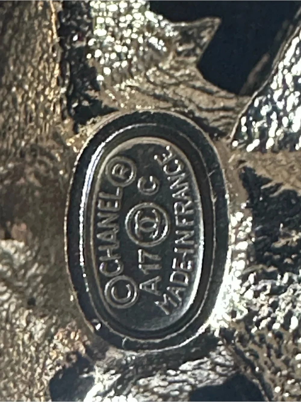 CHANEL authentic statement